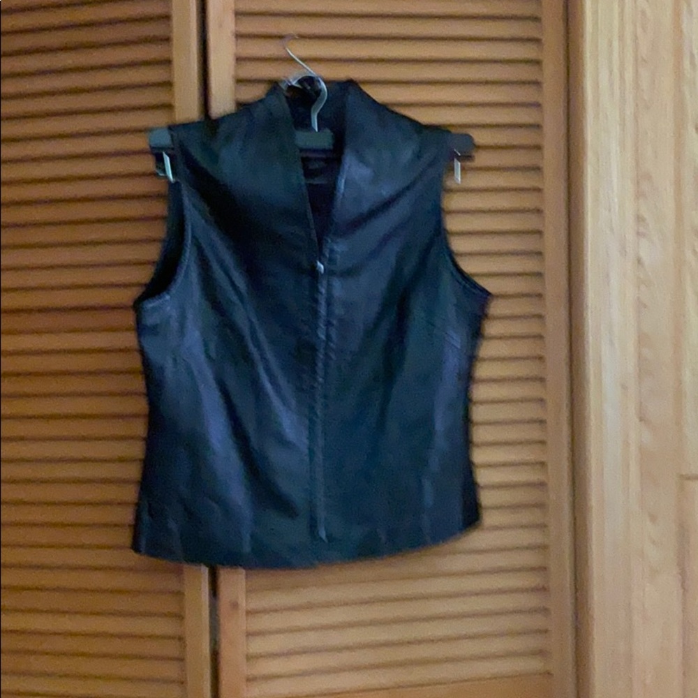 Miit New leather vest length 21”pit to pit19”